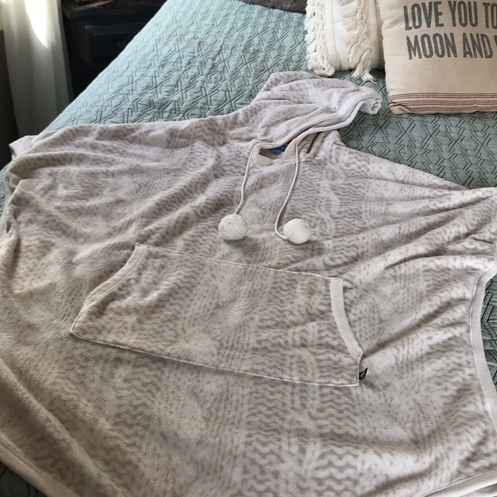 Simply Vera by Vera Wang faux fur loungewear